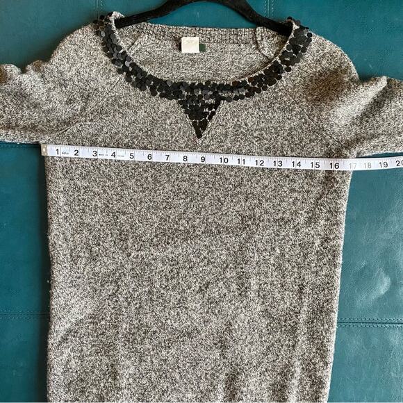 J. Crew Sweaters Gray Lambswool Boyfriend Black sequin crew neck pull over XS - Picture 3 of 9